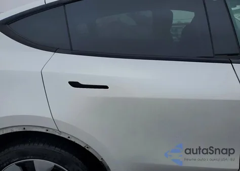 2023 Tesla Model Y из США, поврежденный, VIN 7SAYGDEE7PA055180